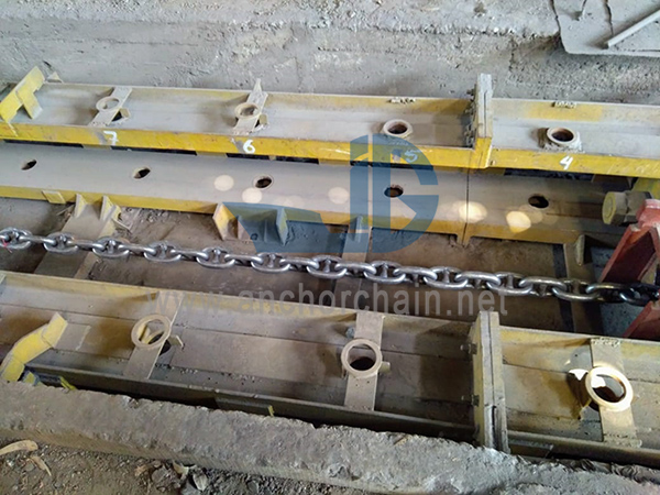 U3 سٹڈ لنک اینکر چین