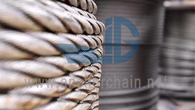 تار کی رسی ۔